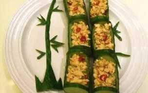 年夜饭寓意九种吉祥的菜 求年夜饭菜谱一份(简单的家常菜就好)